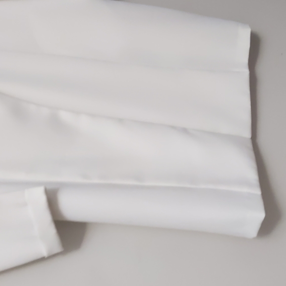 Long White Blazer - Picture 6 of 8